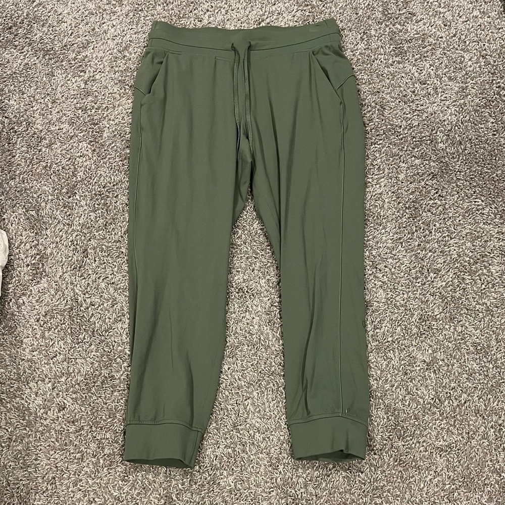 Lululemon Ready to Rulu 7/8 Jogger